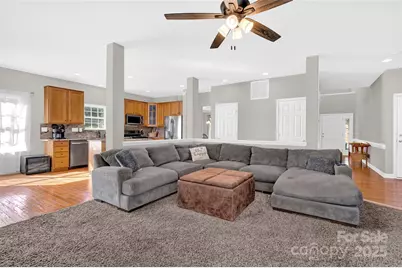 210 Golden Valley Drive, Mooresville, NC 28115 - Photo 9