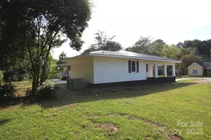 1205 Camden Rd, Wadesboro, NC 28170 - Photo 5