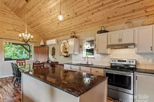 394 A F Simmons Rd, Burnsville, NC 28714 - Photo 11