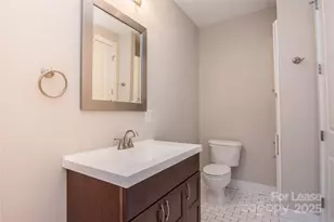 1101 W 1st St, Charlotte, NC 28202 - Photo 15