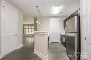 1101 W 1st St, Charlotte, NC 28202 - Photo 3