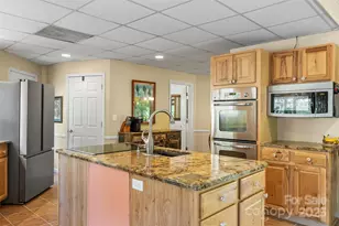 214 Locust Cove Rd, Marion, NC 28752 - Photo 17