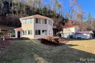 214 Locust Cove Rd, Marion, NC 28752 - Photo 5