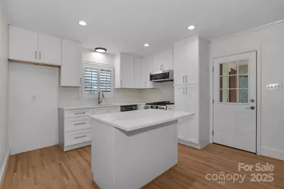 1100 Nancy Drive, Charlotte, NC 28211 - Photo 9