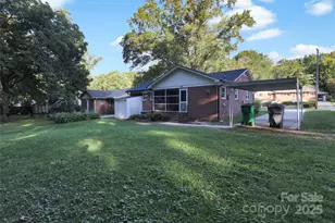 1100 Nancy Dr, Charlotte, NC 28211 - Photo 5