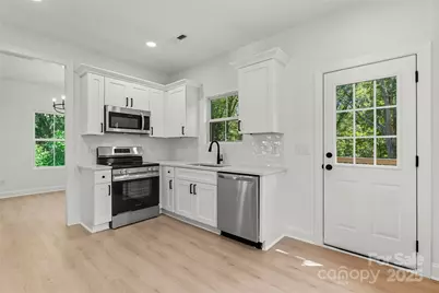 1205 W Mauney Avenue, Gastonia, NC 28052 - Photo 7