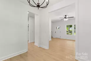 1205 W Mauney Ave, Gastonia, NC 28052 - Photo 11