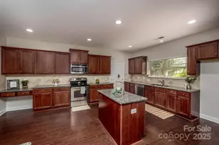 131 Water Ski Dr, Statesville, NC 28677 - Photo 35