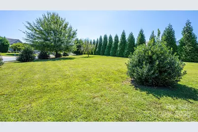 131 Water Ski Drive, Statesville, NC 28677 - Photo 9