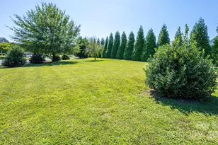 131 Water Ski Dr, Statesville, NC 28677 - Photo 9