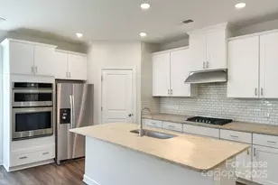 221 Emmett Dr, Pineville, NC 28134 - Photo 3