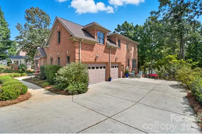 107 Nautilus Court, Troutman, NC 28166 - Photo 5