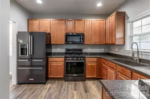 163 Yadkin Rd, Fletcher, NC 28732 - Photo 17