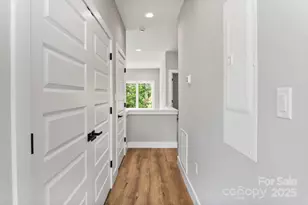 80 Upper Moffitt Rd, Asheville, NC 28805 - Photo 21