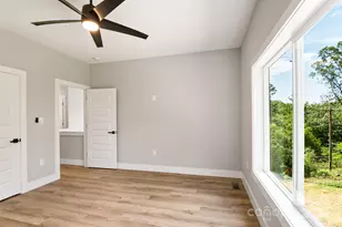 80 Upper Moffitt Rd, Asheville, NC 28805 - Photo 27