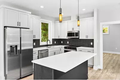 80 Upper Moffitt Road, Asheville, NC 28805 - Photo 3