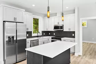 80 Upper Moffitt Rd, Asheville, NC 28805 - Photo 3