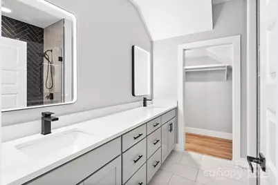 80 Upper Moffitt Road, Asheville, NC 28805 - Photo 17