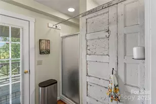 386 Old Log Rd, Green Mountain, NC 28740 - Photo 21