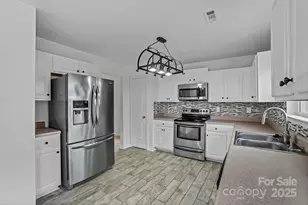 305 White Water Dr, Rock Hill, SC 29732 - Photo 11