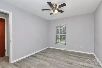 4707 Americana Avenue, Charlotte, NC 28215 - Photo 13