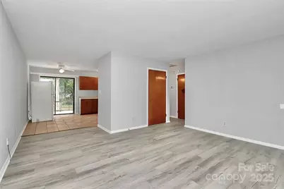 4707 Americana Avenue, Charlotte, NC 28215 - Photo 5