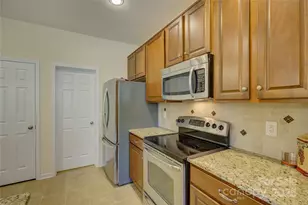 11743 Stockdale Ct, Pineville, NC 28134 - Photo 9