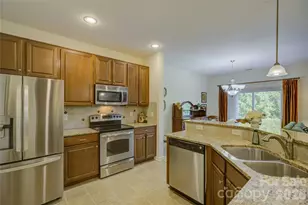 11743 Stockdale Ct, Pineville, NC 28134 - Photo 7