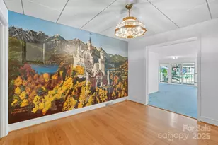 955 Hickory Nut St, Charlotte, NC 28205 - Photo 13