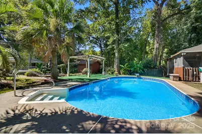 955 Hickory Nut Street, Charlotte, NC 28205 - Photo 3