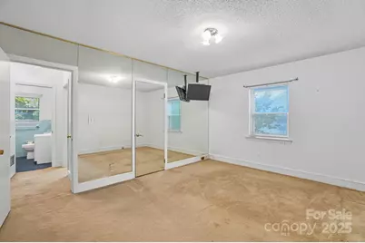 955 Hickory Nut Street, Charlotte, NC 28205 - Photo 15