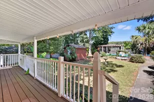 955 Hickory Nut St, Charlotte, NC 28205 - Photo 27