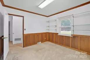 955 Hickory Nut St, Charlotte, NC 28205 - Photo 21