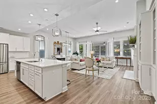 12508 Old Iron Ln, Charlotte, NC 28215 - Photo 9