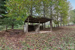 237 Handsome Dr, Waynesville, NC 28785 - Photo 43