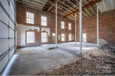 313 Government Street, Lincolnton, NC 28092 - Photo 17