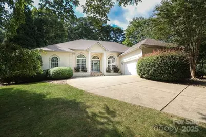 2587 Penngate Drive, Sherrills Ford, NC 28673 - Photo 1