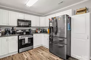 261 Faye Toney Rd, Mooresboro, NC 28114 - Photo 13