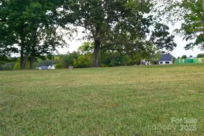 2627 Vista Lane NE, Conover, NC 28613 - Photo 5