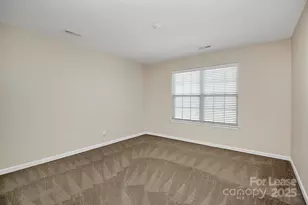 10323 Dominion Village Dr, Charlotte, NC 28269 - Photo 19