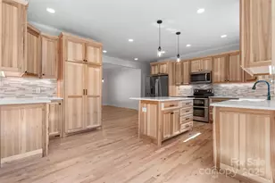 2366 W Paradise Harbor Dr, Connelly Springs, NC 28612 - Photo 13