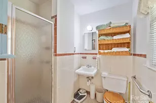 631 Macedonia Rd, Asheville, NC 28804 - Photo 25