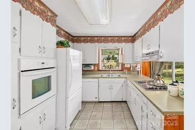 631 Macedonia Road, Asheville, NC 28804 - Photo 21