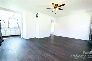 556 6th St, Chester, SC 29706 - Photo 3