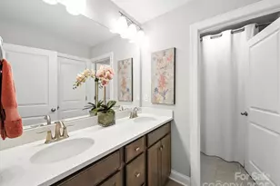 9285 Vecchio Dr, Fort Mill, SC 29707 - Photo 35