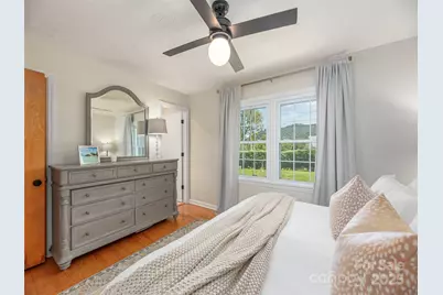 868 Mulberry Street, Clyde, NC 28721 - Photo 17