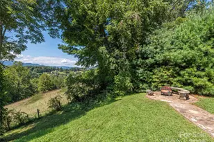 868 Mulberry St, Clyde, NC 28721 - Photo 25