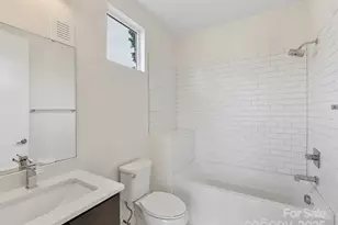 139 S Bruns Ave, Charlotte, NC 28208 - Photo 17