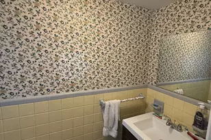 1102 N Justice St, Hendersonville, NC 28791 - Photo 23