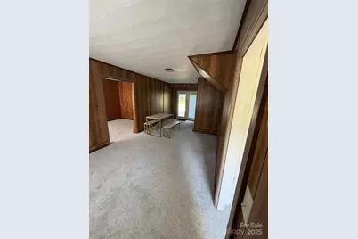 1102 N Justice Street, Hendersonville, NC 28791 - Photo 19